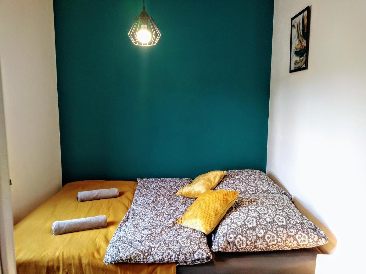 Apartamenty Jodlowa - Bilard - Bawialnia - Krolikarnia Krajno-Zagorze Esterno foto