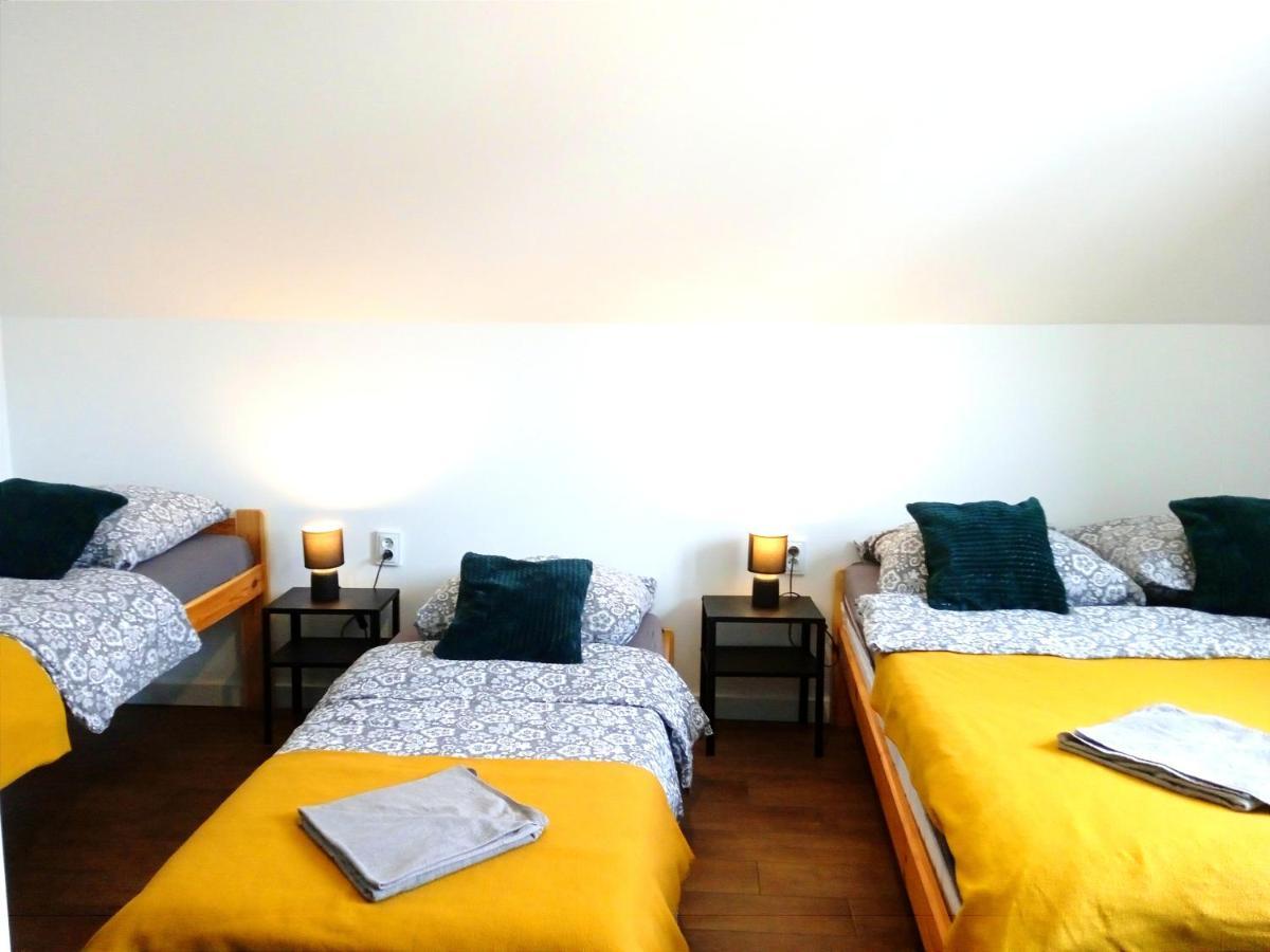 Apartamenty Jodlowa - Bilard - Bawialnia - Krolikarnia Krajno-Zagorze Esterno foto