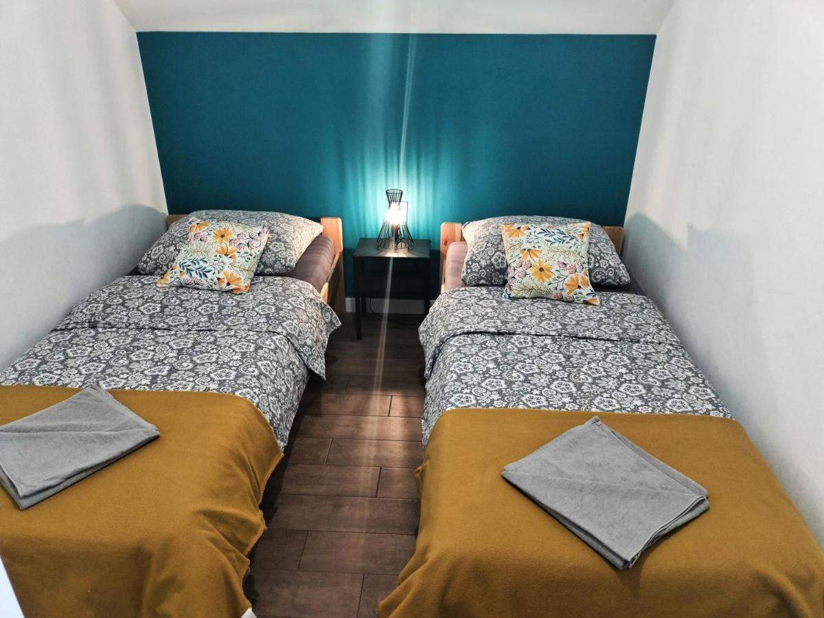 Apartamenty Jodlowa - Bilard - Bawialnia - Krolikarnia Krajno-Zagorze Esterno foto
